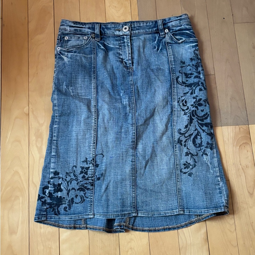 Vintage Midi Armor Jeans Jean Skirt With Floral Patterns (NEED GONE)